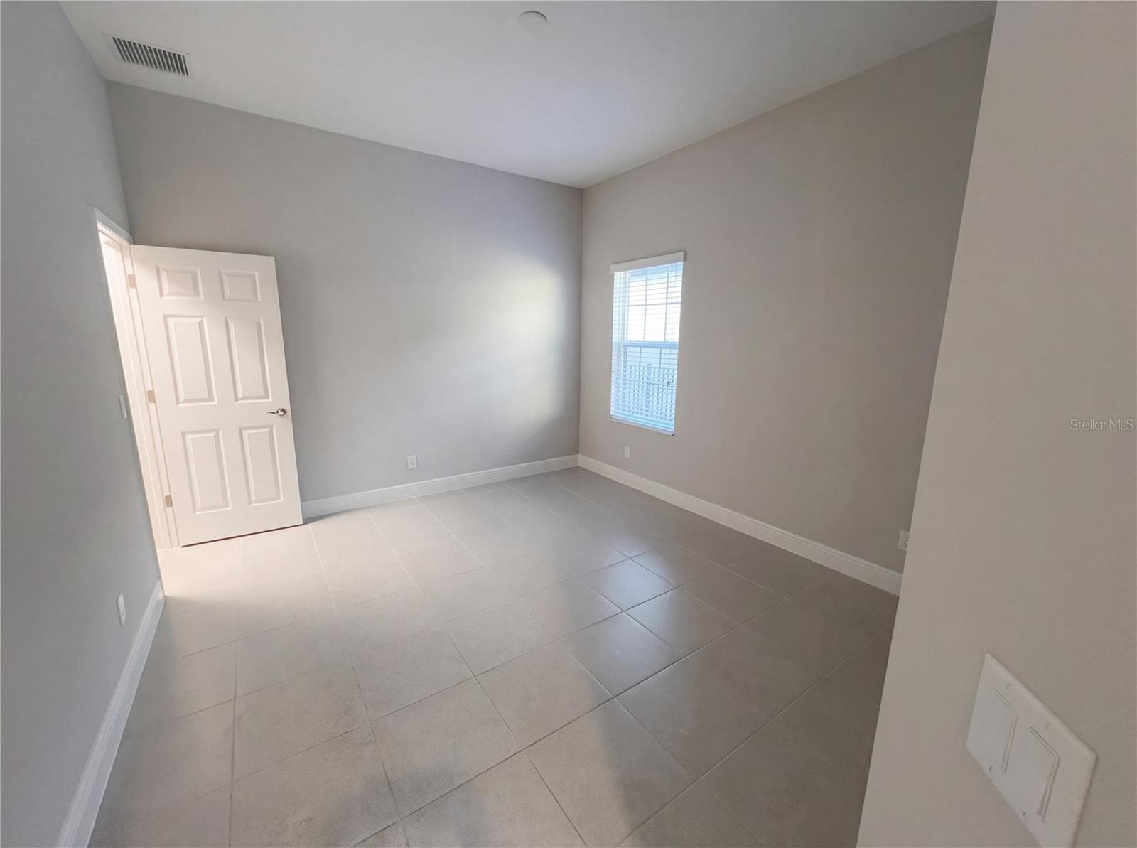 Single Family Residence at 11277 RUSTIC TIMBER LOOP, SAN ANTONIO, photo 16 of 55
