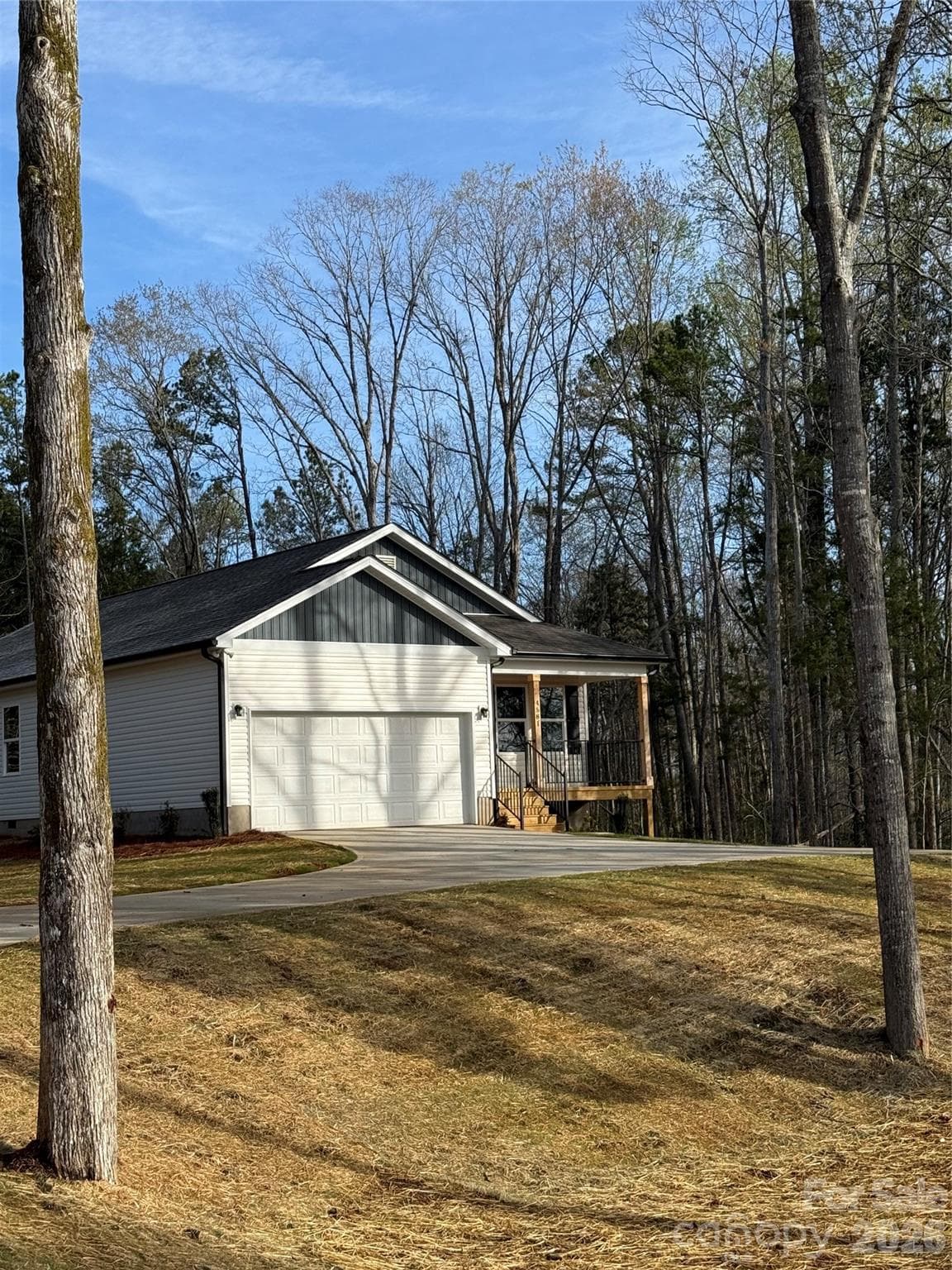 Single Family Residence at 4581 Riverside Road, Lancaster, photo 12 of 43