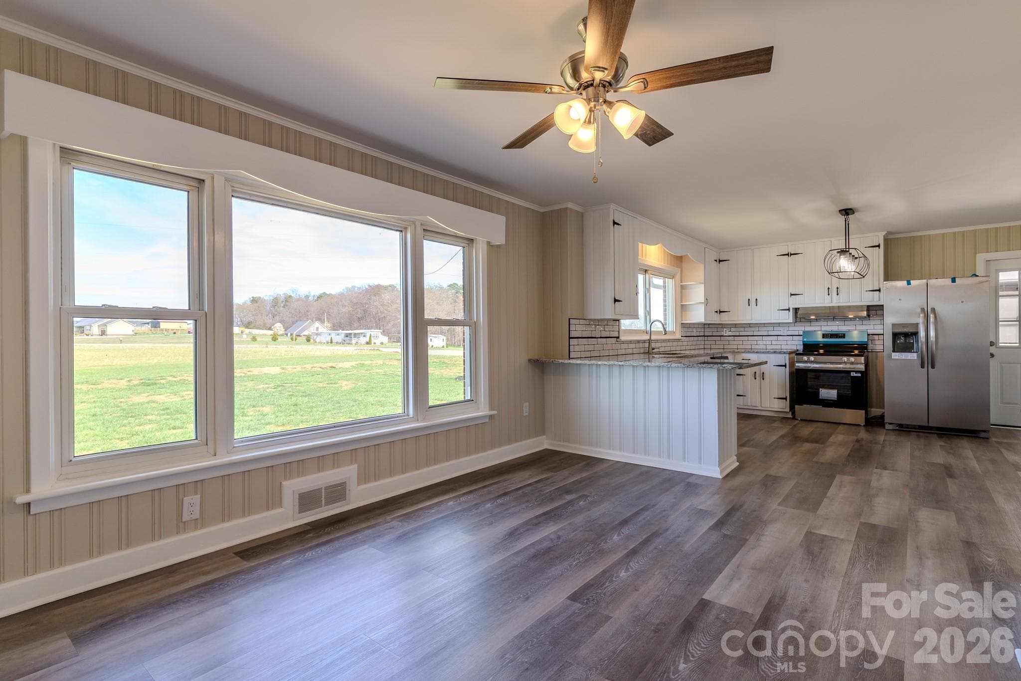 Full view window Den and Kitchen - Lincolnton