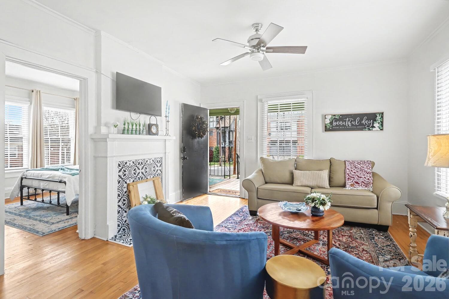 Single Family Residence at Charlotte, photo 8 of 21