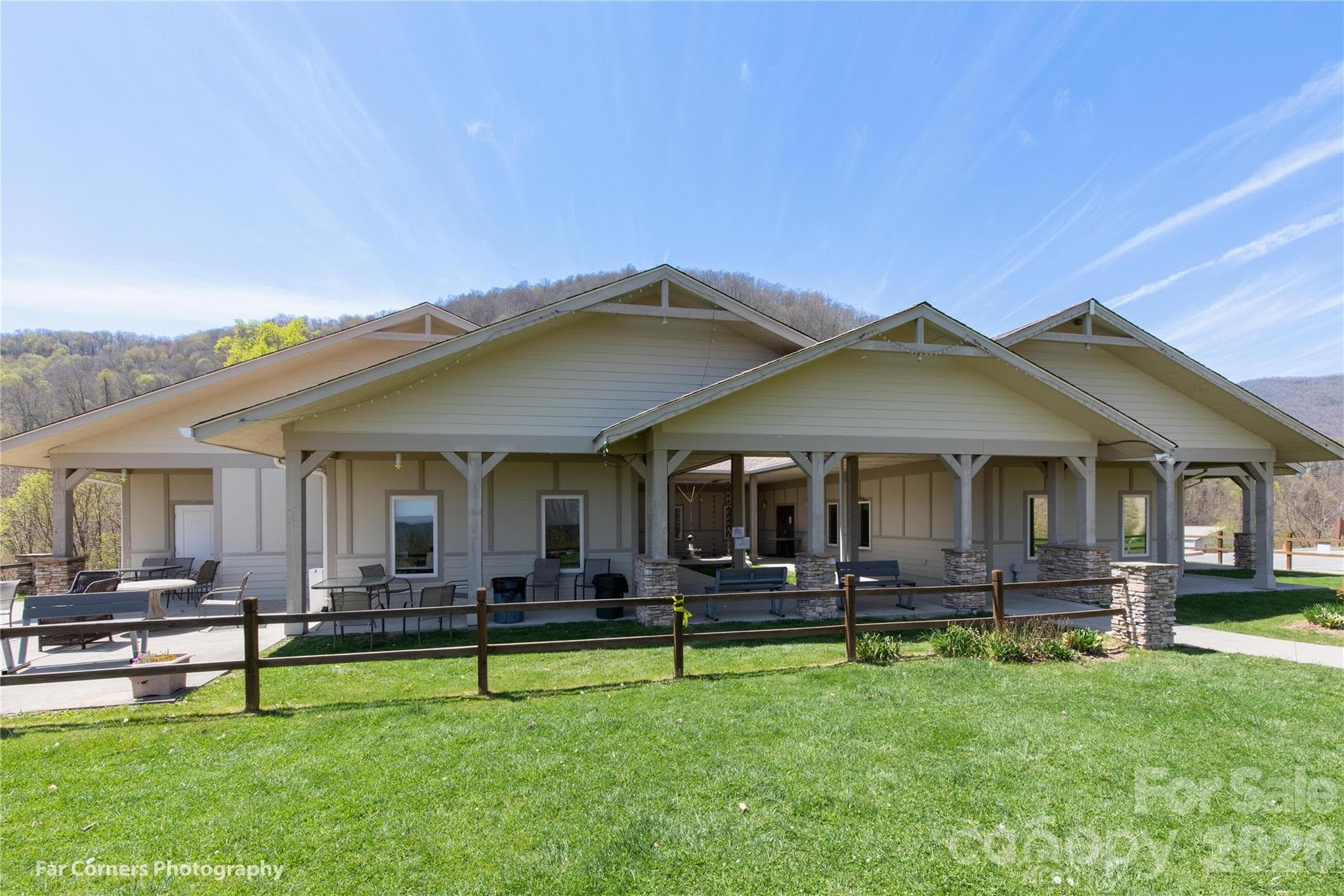 Visitors Center - Clyde