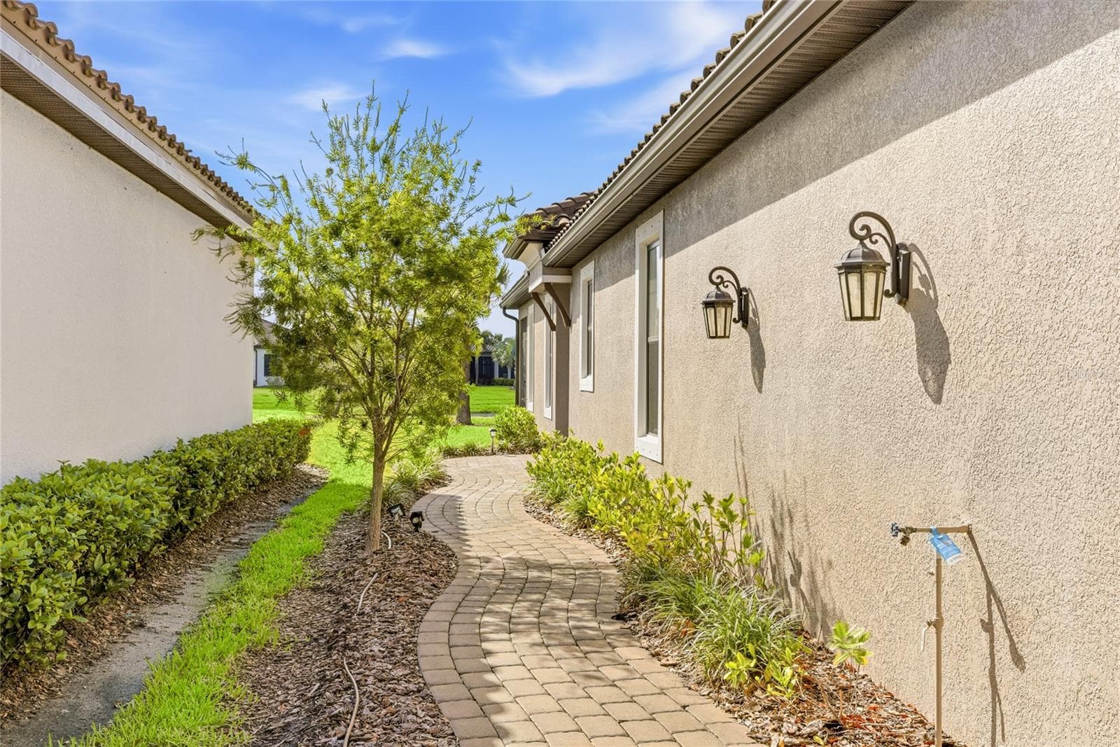 Single Family Residence at 10414 INGLENOOK TER, PALMETTO, photo 12 of 78