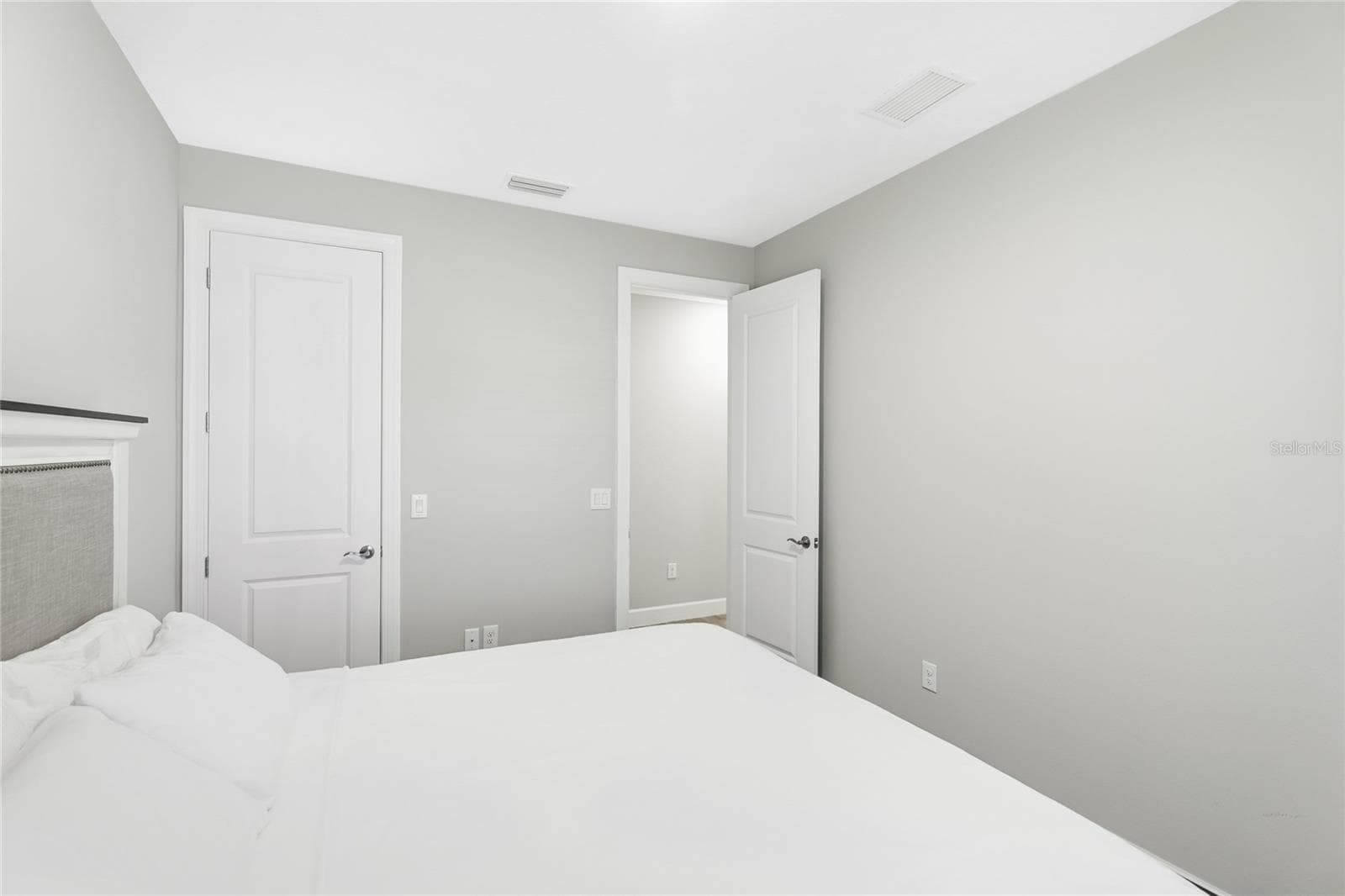 Single Family Residence at 10414 INGLENOOK TER, PALMETTO, photo 30 of 78