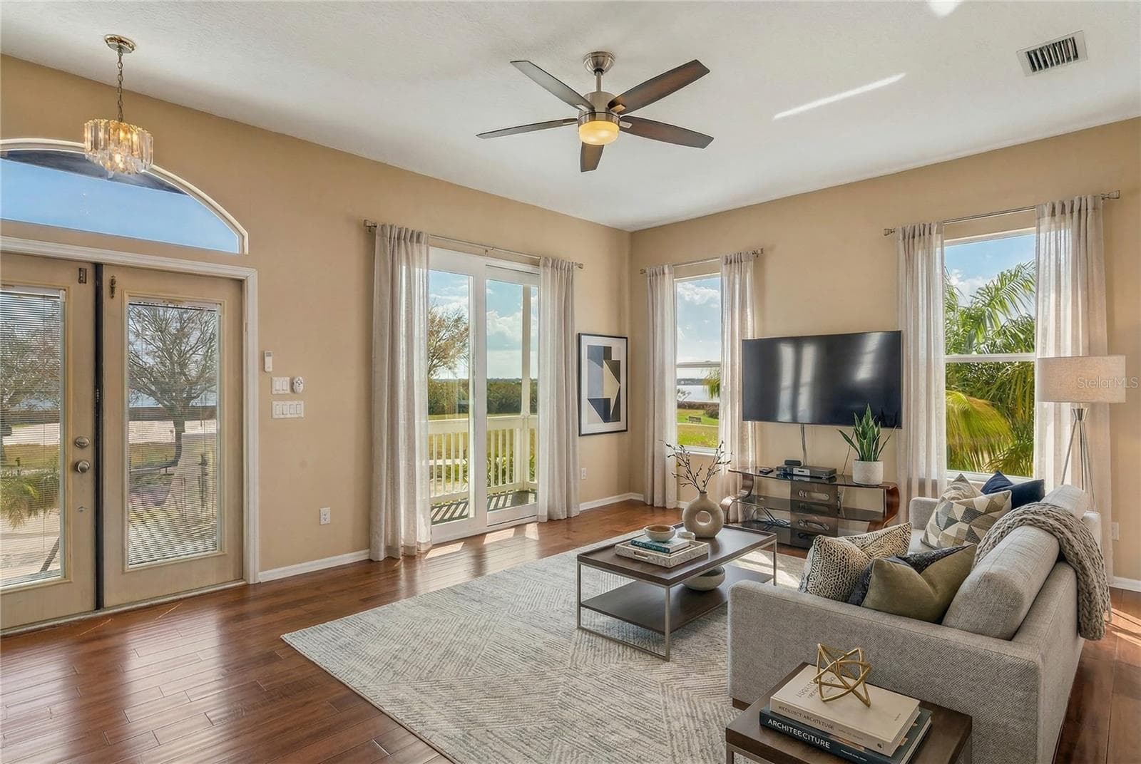 Single Family Residence at 402 SHORE DR W, OLDSMAR, photo 5 of 62
