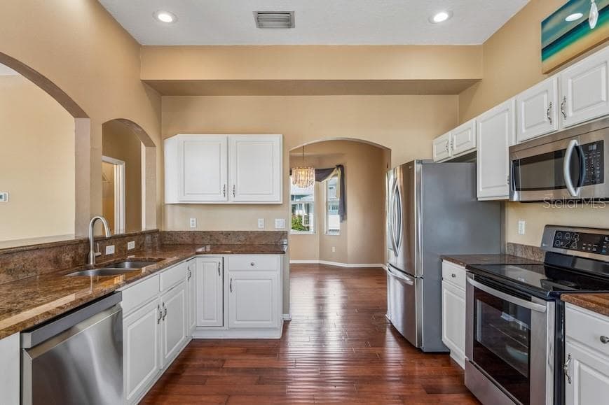 Single Family Residence at 402 SHORE DR W, OLDSMAR, photo 10 of 62