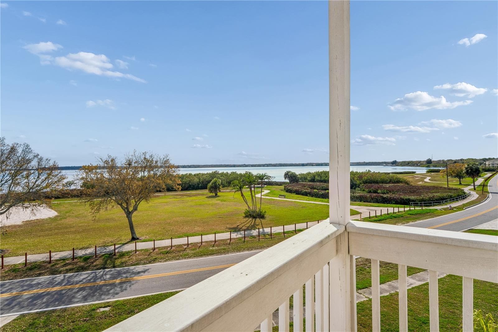 Single Family Residence at 402 SHORE DR W, OLDSMAR, photo 20 of 62
