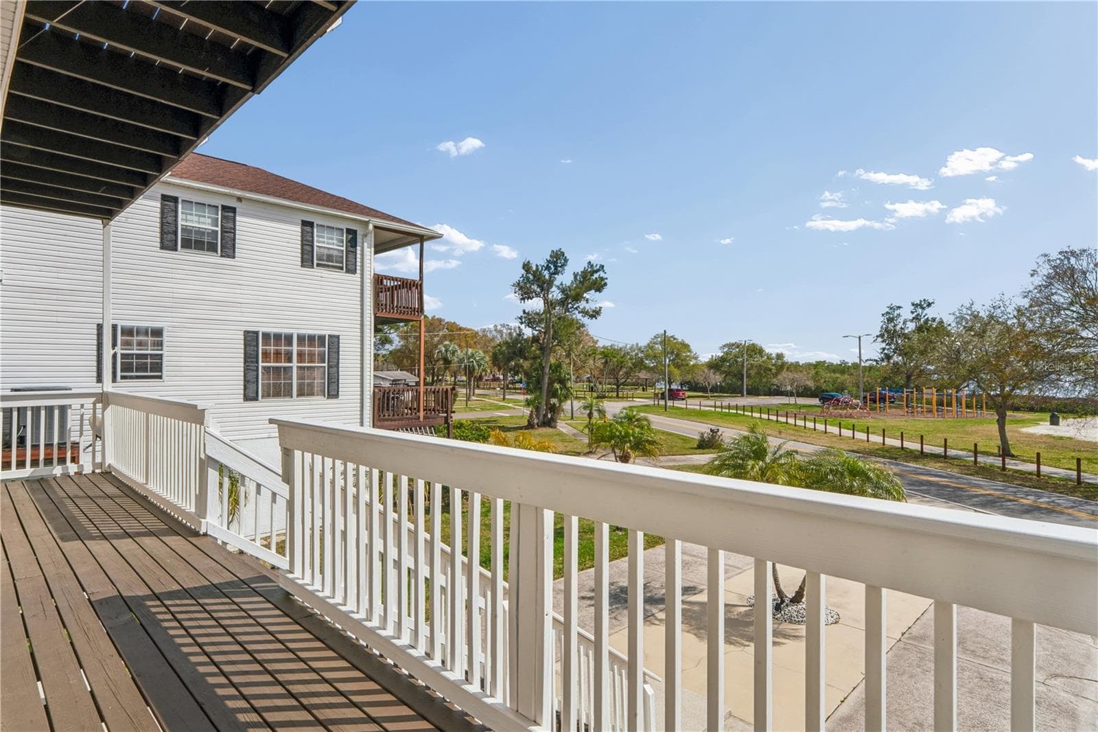 Single Family Residence at 402 SHORE DR W, OLDSMAR, photo 22 of 62