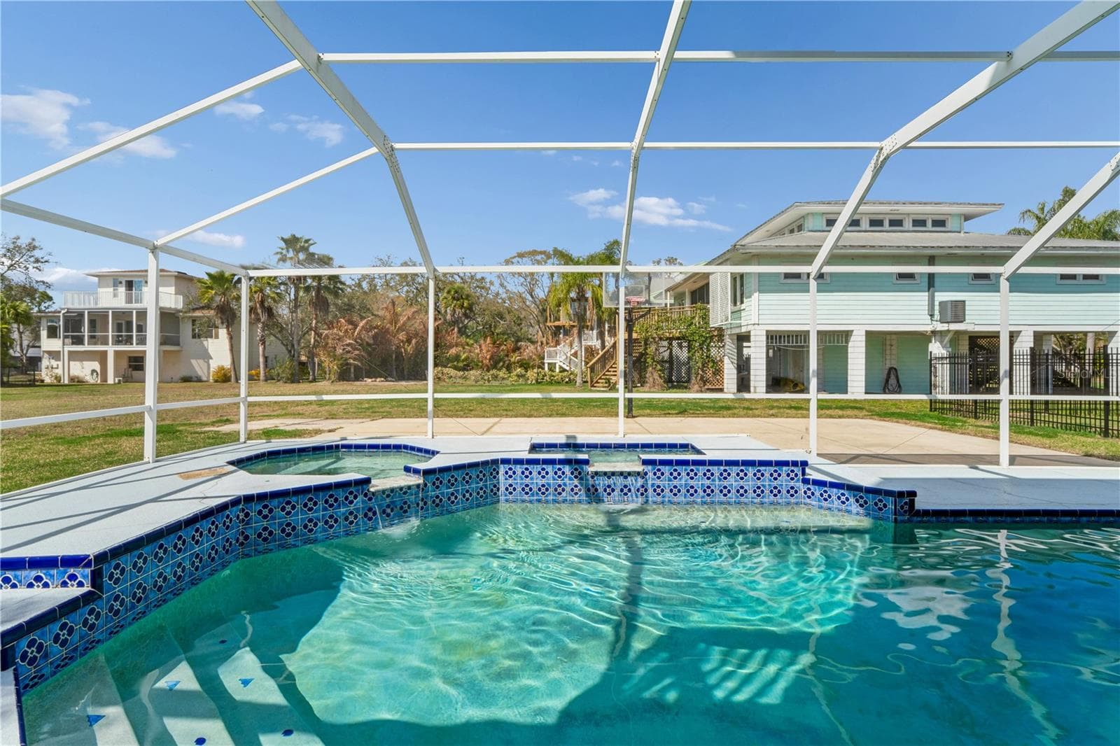 Single Family Residence at 402 SHORE DR W, OLDSMAR, photo 42 of 62