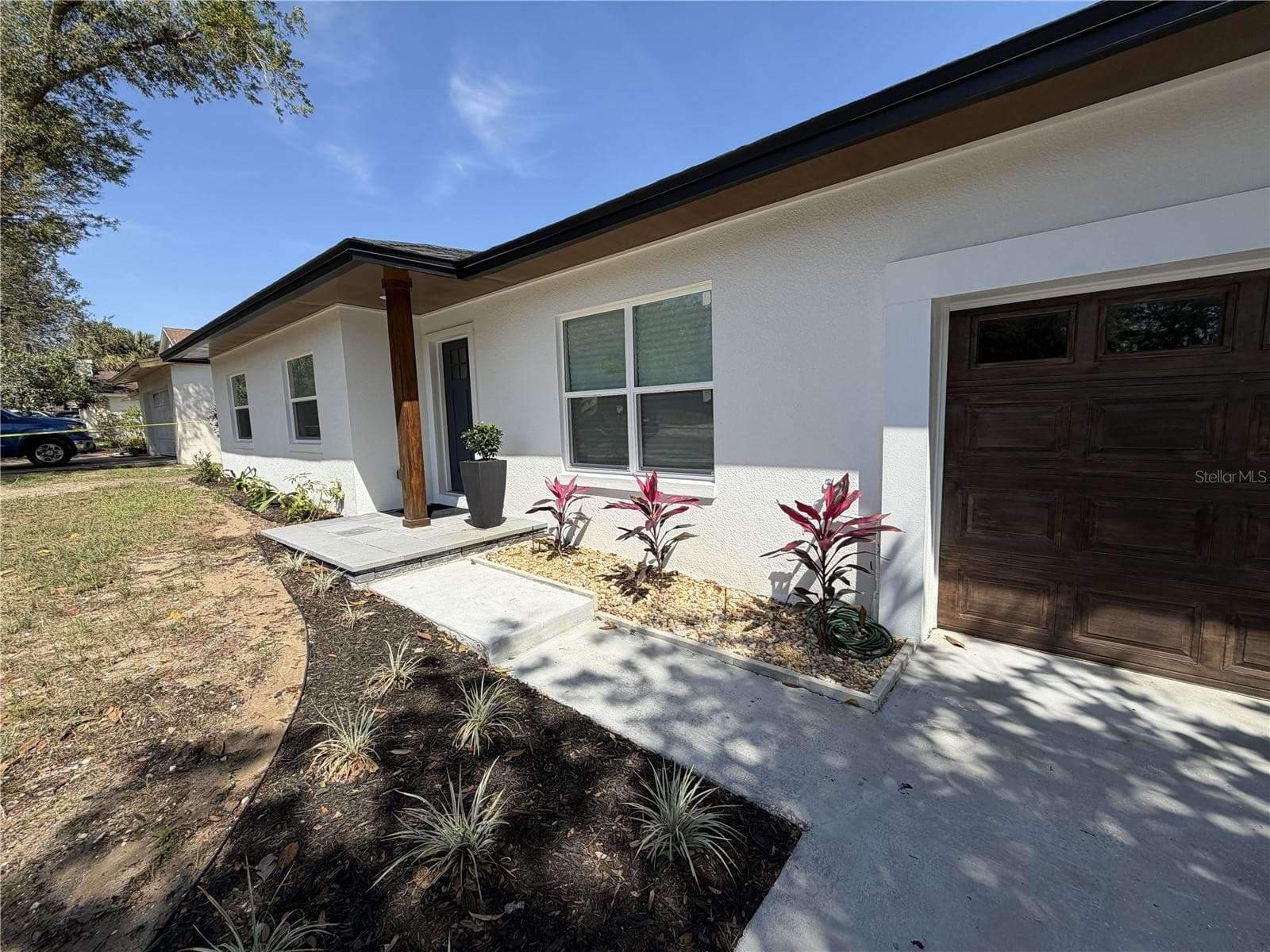 Entrance Right - 2235 WAUTOMA PL, ORLANDO
