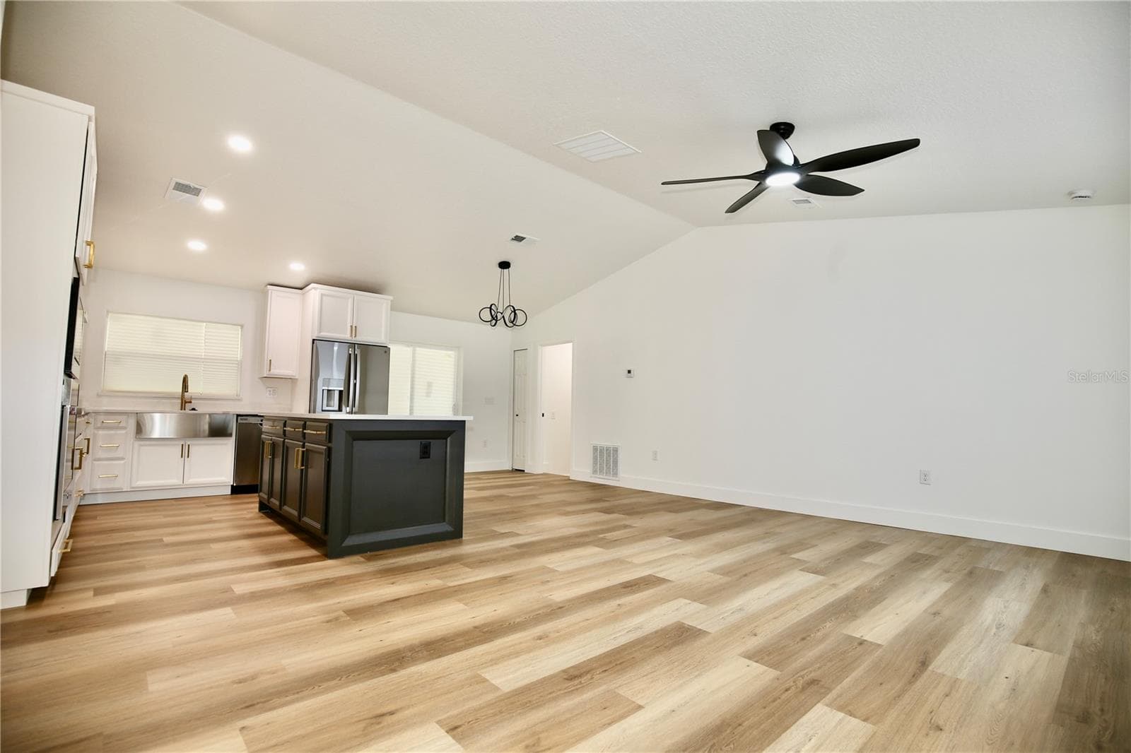 Living Room - 2235 WAUTOMA PL, ORLANDO