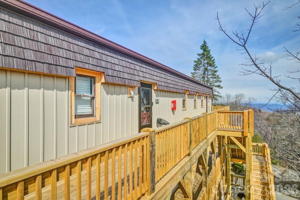 Condominium at Beech Mountain, photo 3 of 28