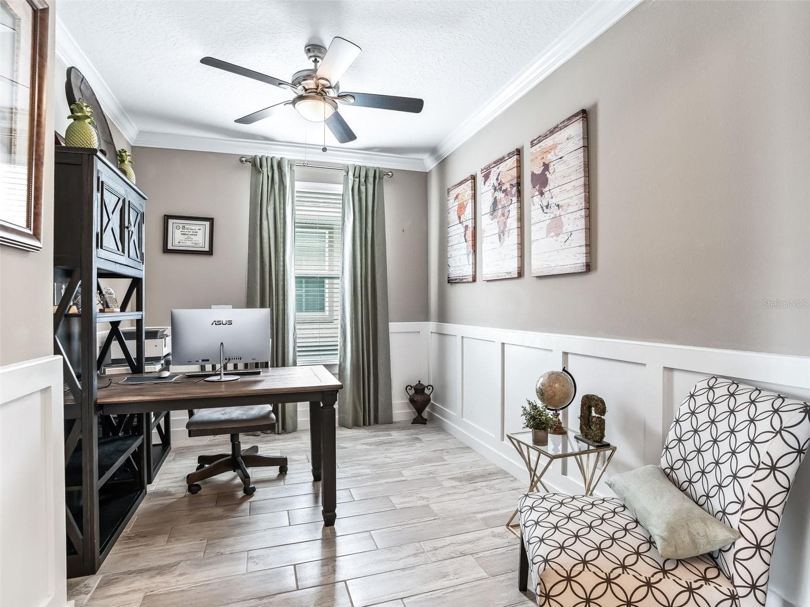 Den perfect for office - 5662 NW 40TH LOOP, OCALA