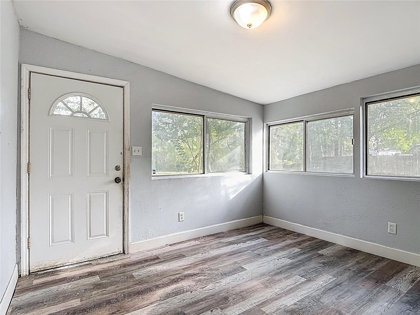 Foyer - 9010 CONCORD RD, ST CLOUD