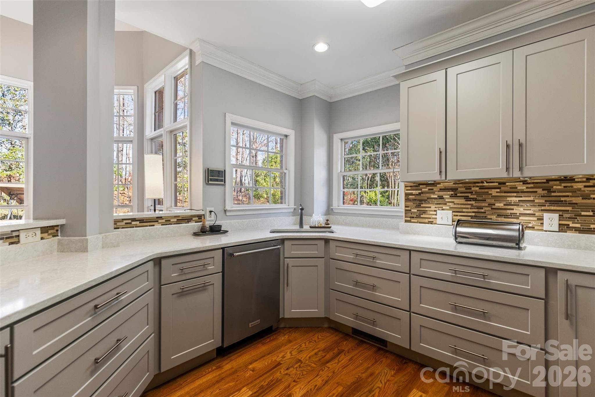 Single Family Residence at 30 Winged Foot Court, Spartanburg, photo 11 of 47