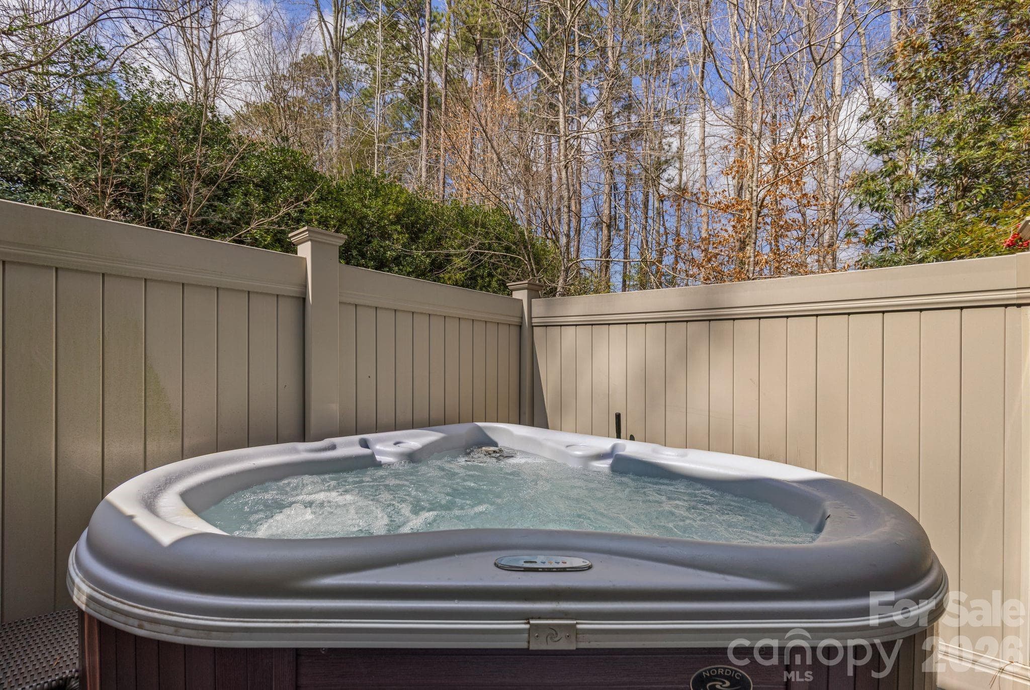 Jacuzzi outside primary bedroom - 30 Winged Foot Court, Spartanburg
