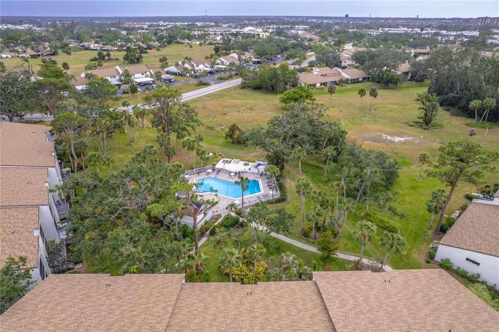 Condominium at 832 BIRD BAY WAY #113, VENICE, photo 4 of 33