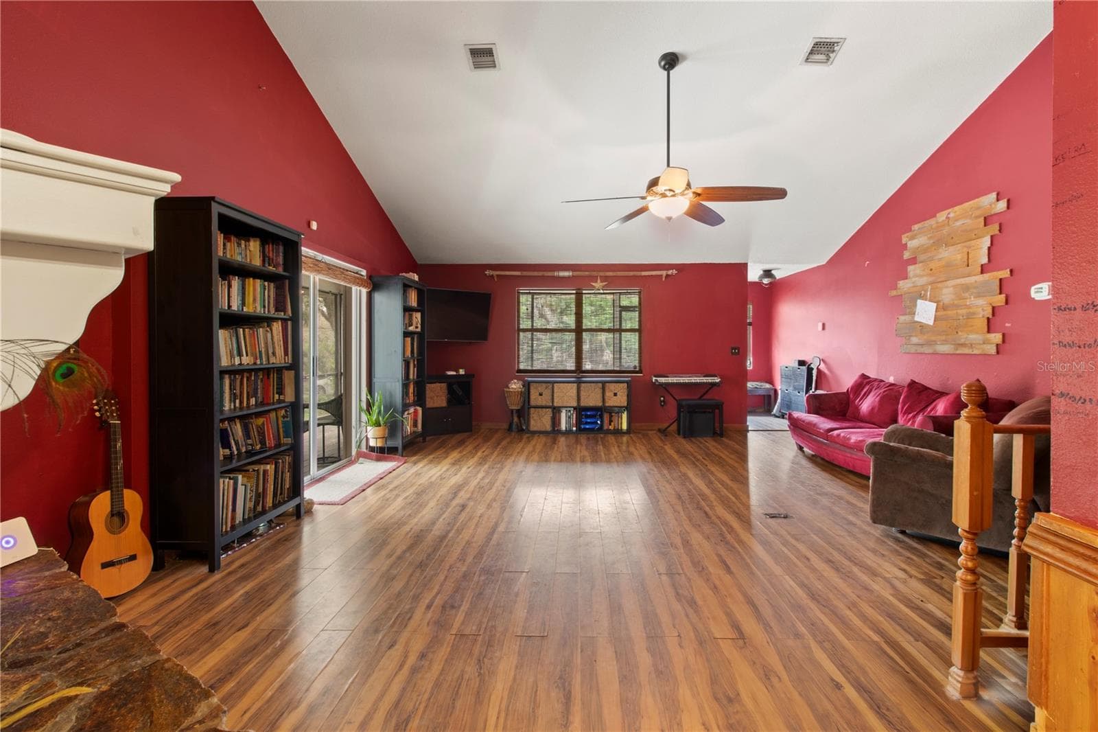 Single Family Residence at 1143 MEYERS RD, VENICE, photo 6 of 59