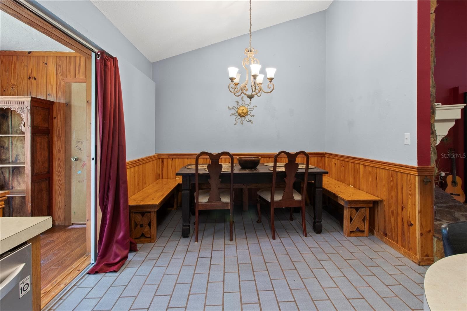 Single Family Residence at 1143 MEYERS RD, VENICE, photo 9 of 59