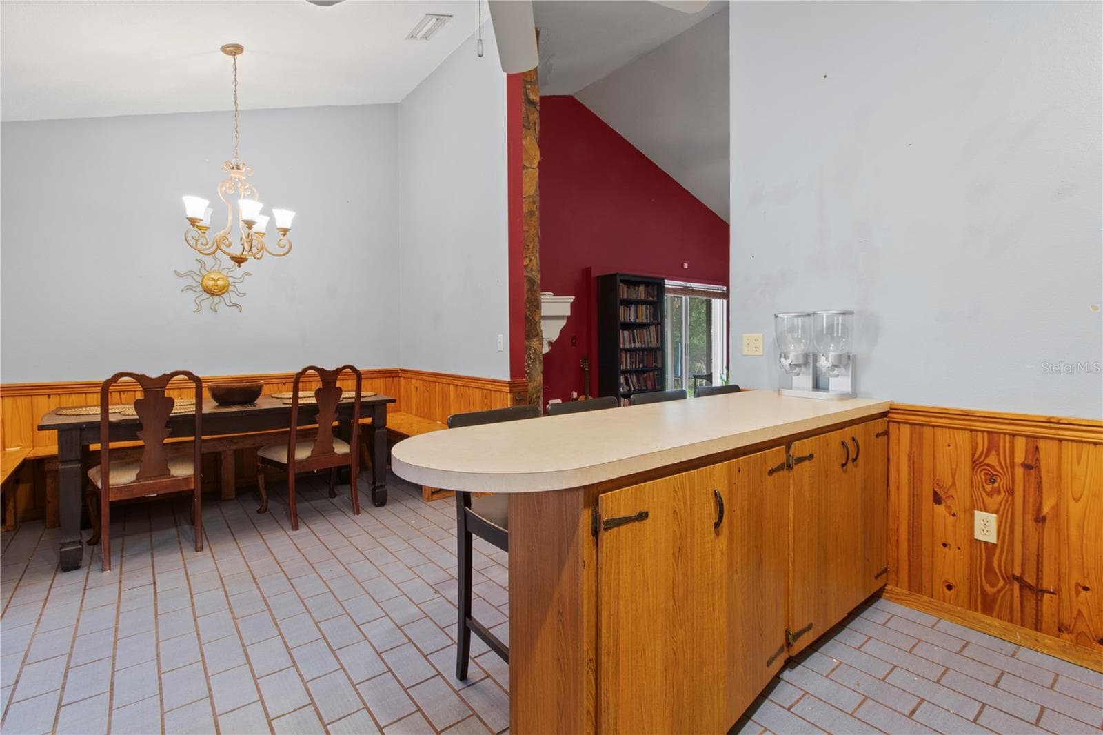 Single Family Residence at 1143 MEYERS RD, VENICE, photo 13 of 59