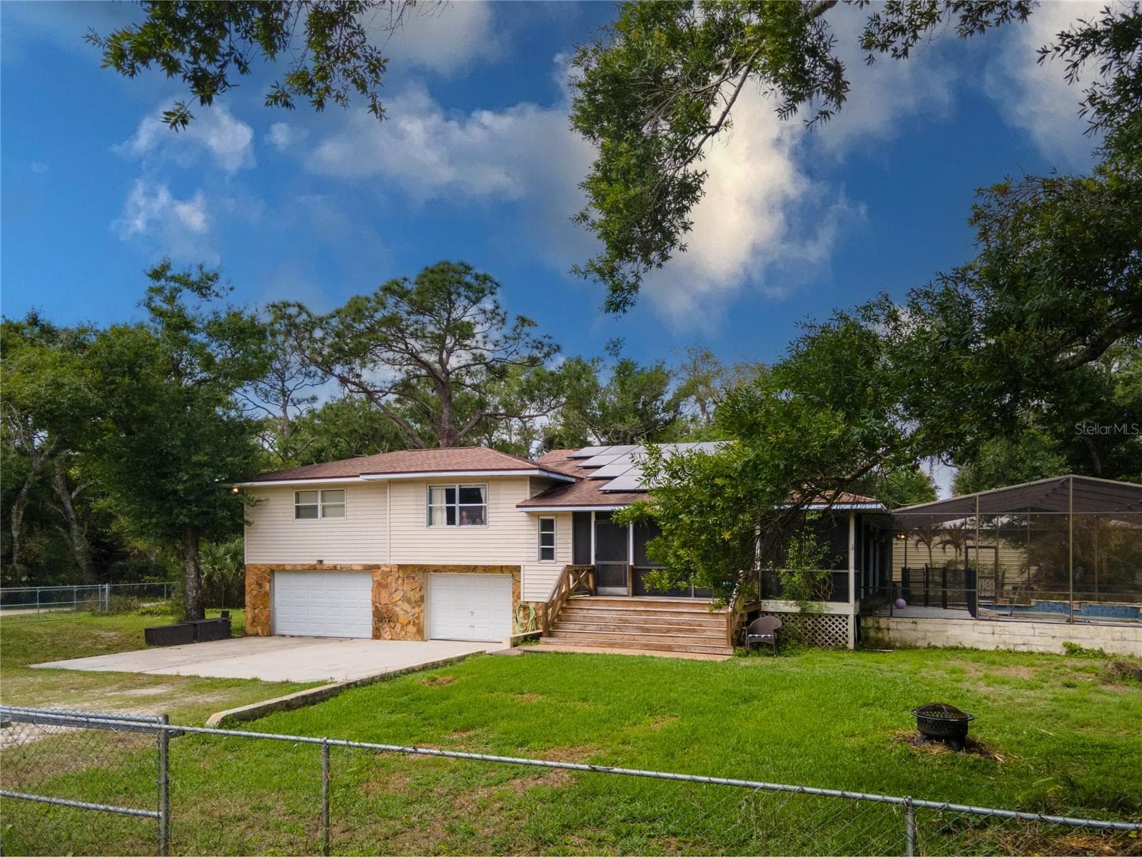 Single Family Residence at 1143 MEYERS RD, VENICE, photo 37 of 59