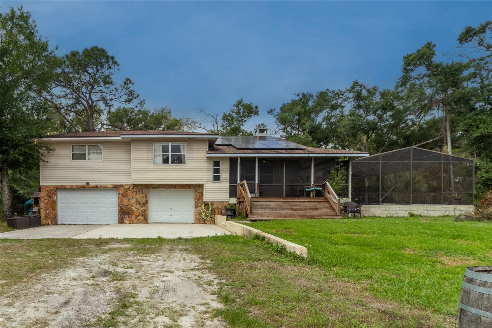 Single Family Residence at 1143 MEYERS RD, VENICE, photo 41 of 59