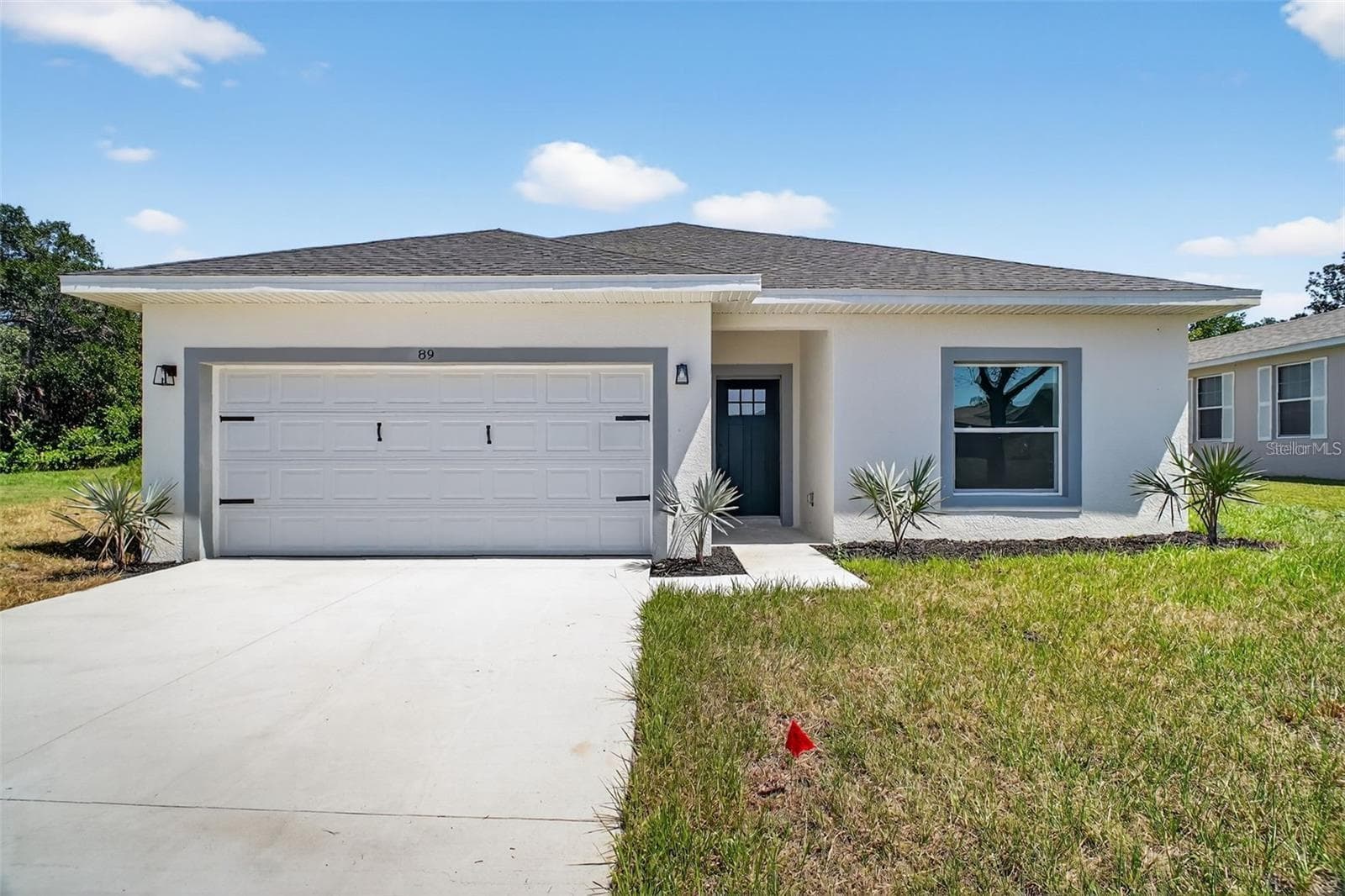 89 FAIRWAY CIR
