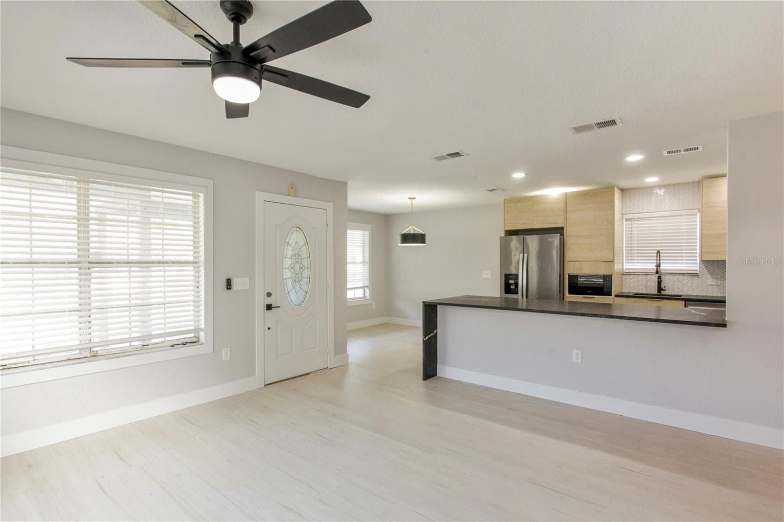 Single Family Residence at 822 POLK ST, ORLANDO, photo 4 of 32
