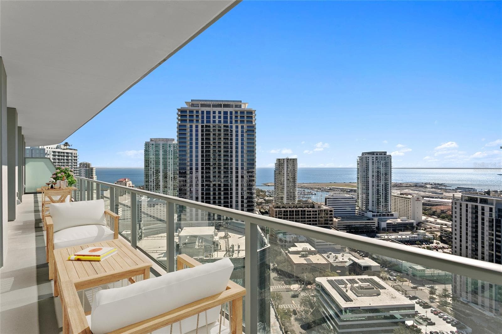 Virtually Staged - 400 CENTRAL AVE #2806, ST PETERSBURG