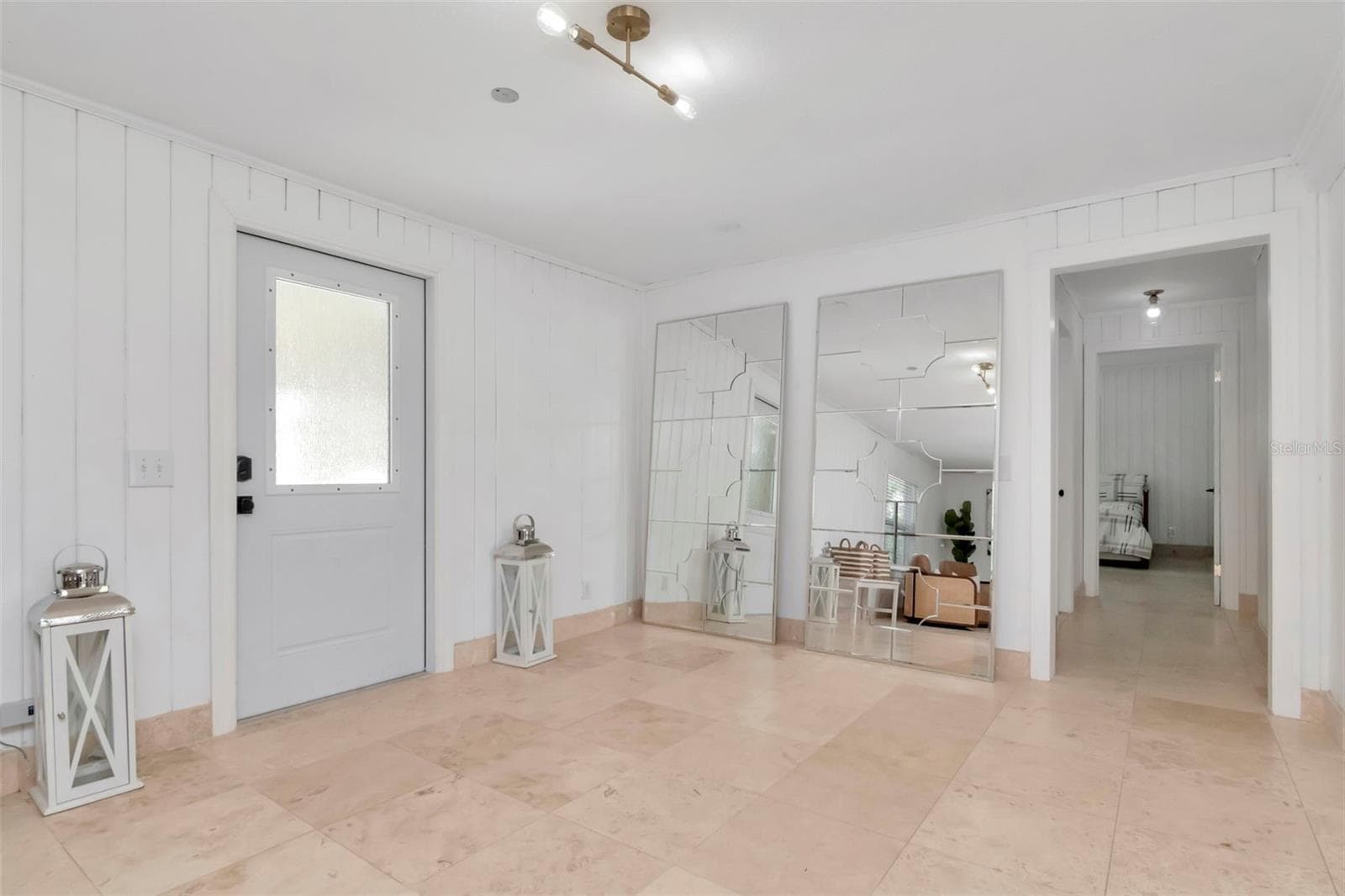 Single Family Residence at 19207 CROOKED LN, LUTZ, photo 9 of 65