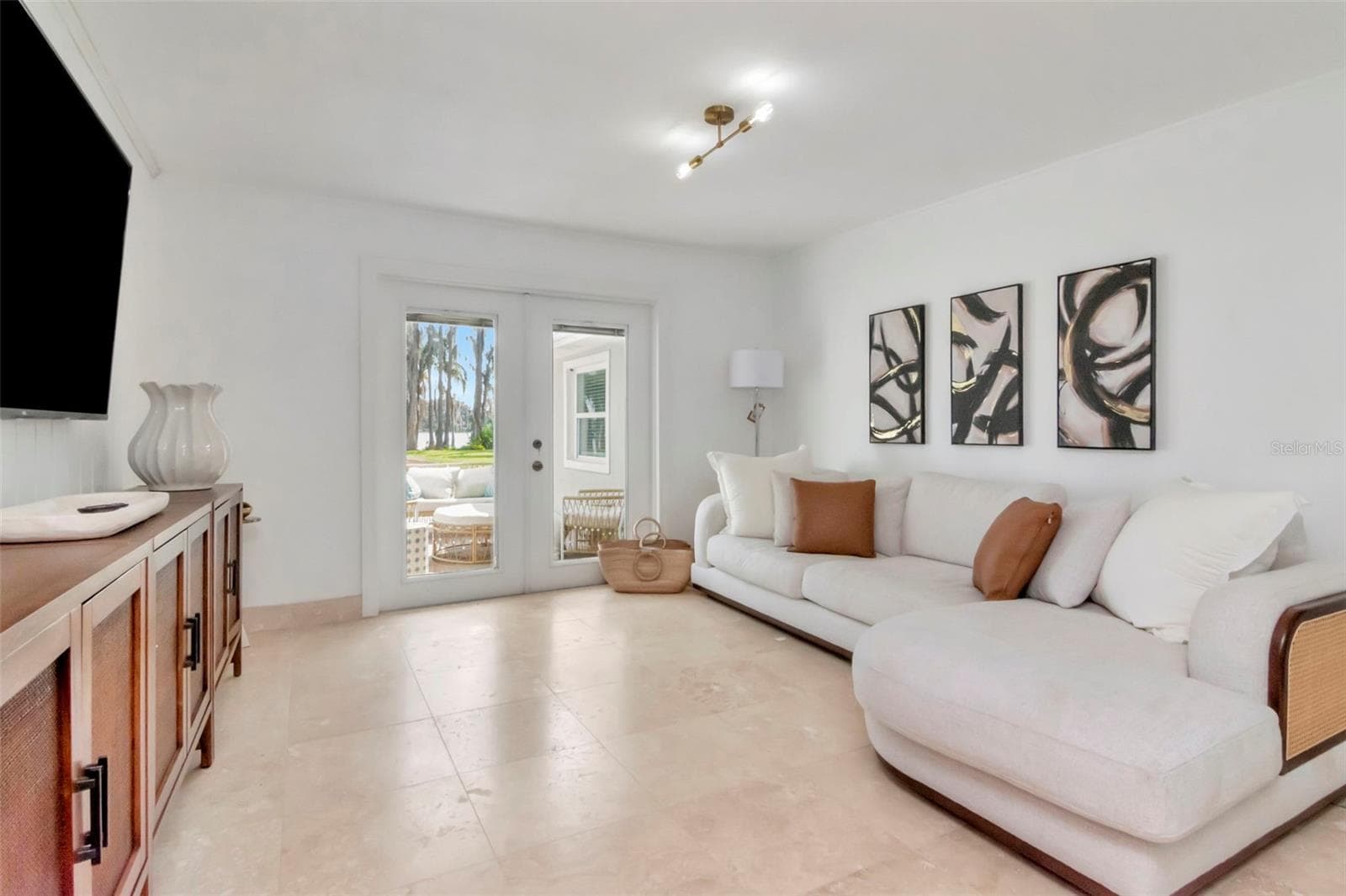 Single Family Residence at 19207 CROOKED LN, LUTZ, photo 18 of 65