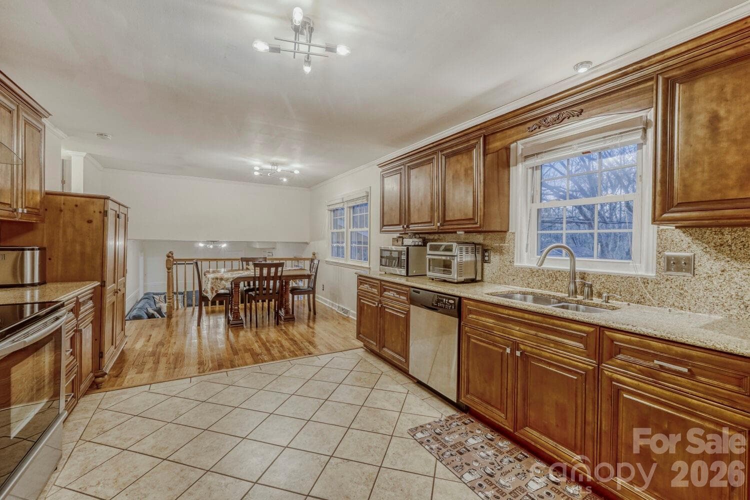 Single Family Residence at 1315 Shady Bluff Drive, Charlotte, photo 11 of 34