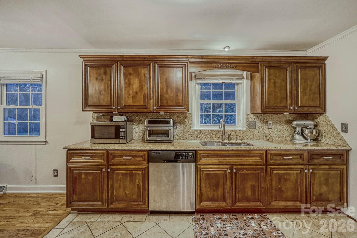 Single Family Residence at 1315 Shady Bluff Drive, Charlotte, photo 12 of 34