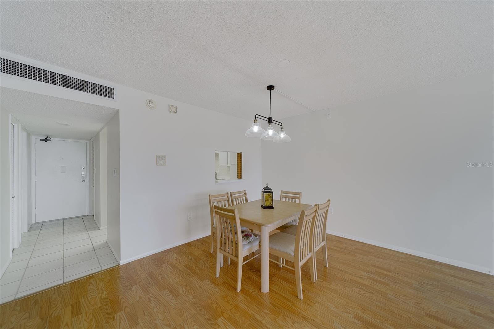 Condominium at 17920 GULF BLVD #1408, REDINGTON SHORES, photo 7 of 51