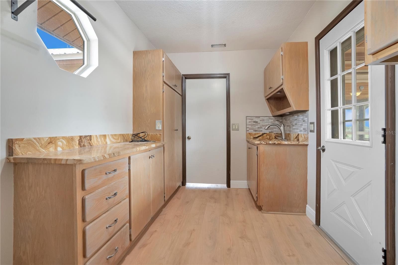 Laundry Room - 1401 BUELL CT, PLANT CITY
