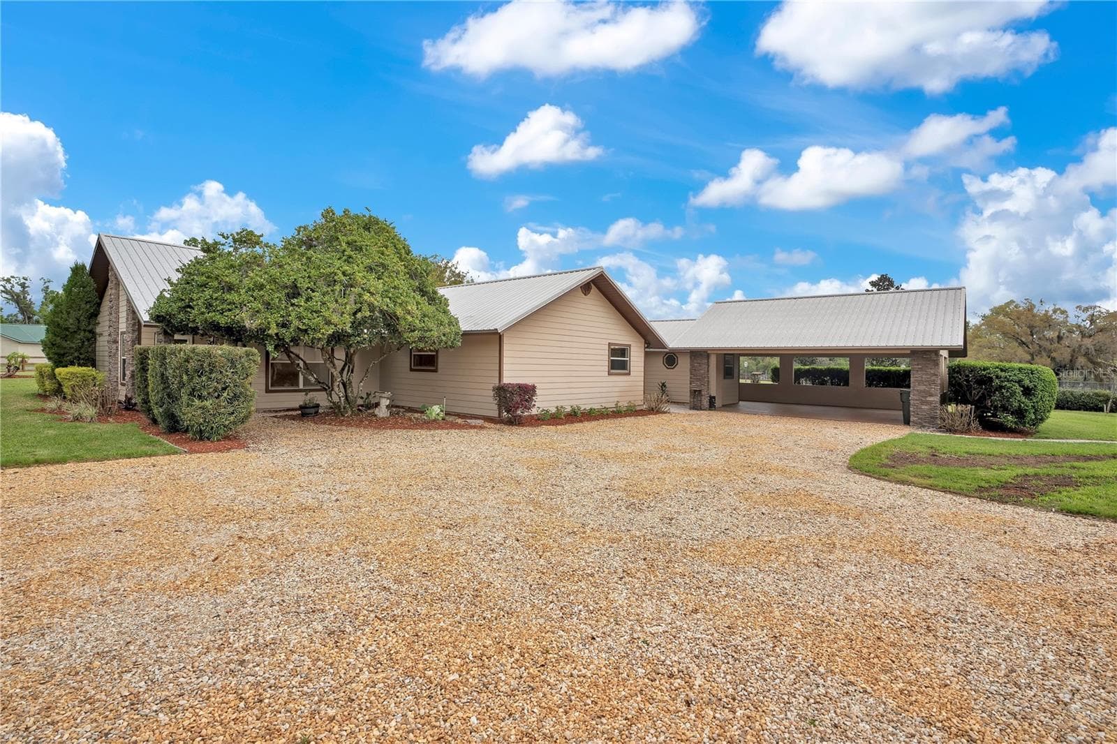 Carport - 1401 BUELL CT, PLANT CITY