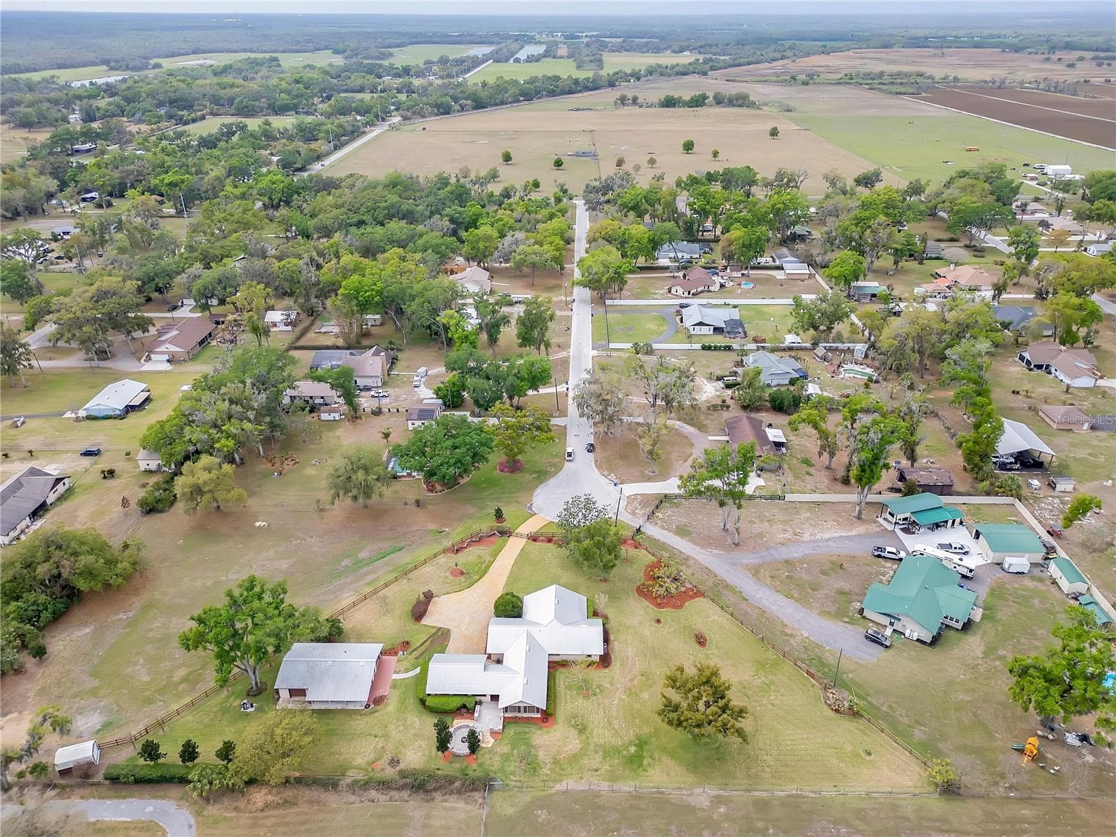 Aerial view - 1401 BUELL CT, PLANT CITY