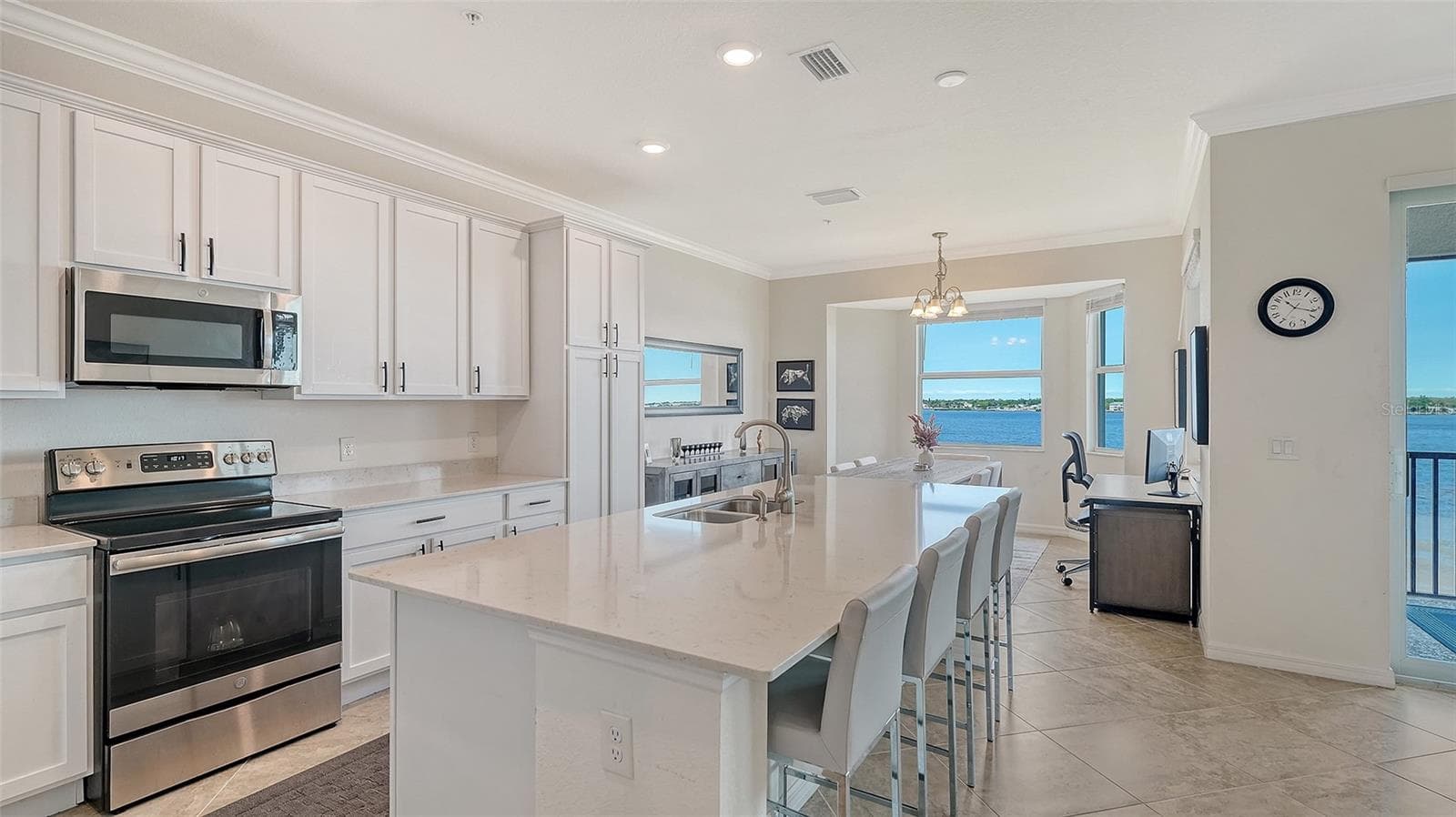 Condominium at 1010 TIDEWATER SHORES LOOP #406, BRADENTON, photo 19 of 69