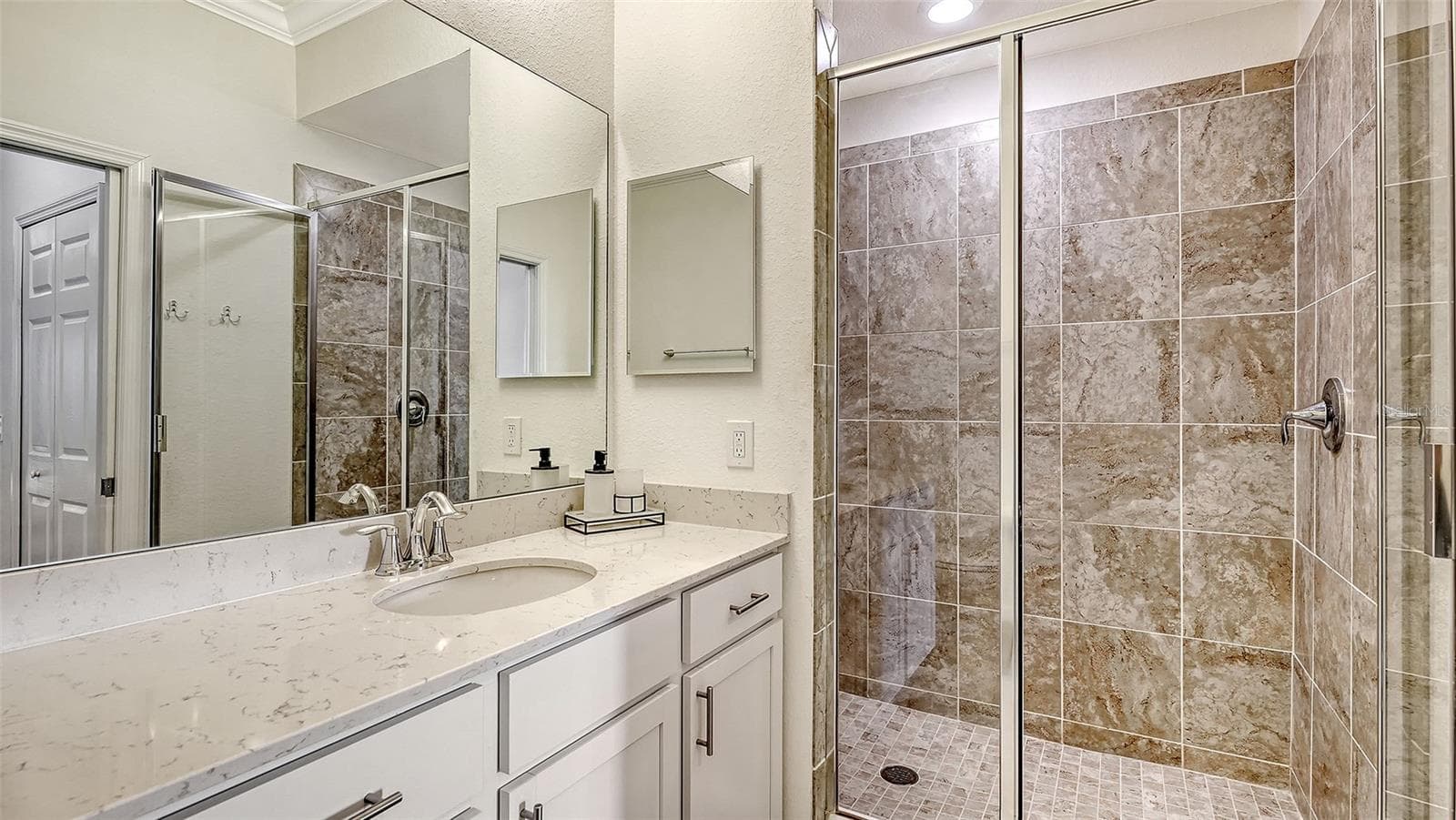 Condominium at 1010 TIDEWATER SHORES LOOP #406, BRADENTON, photo 24 of 69