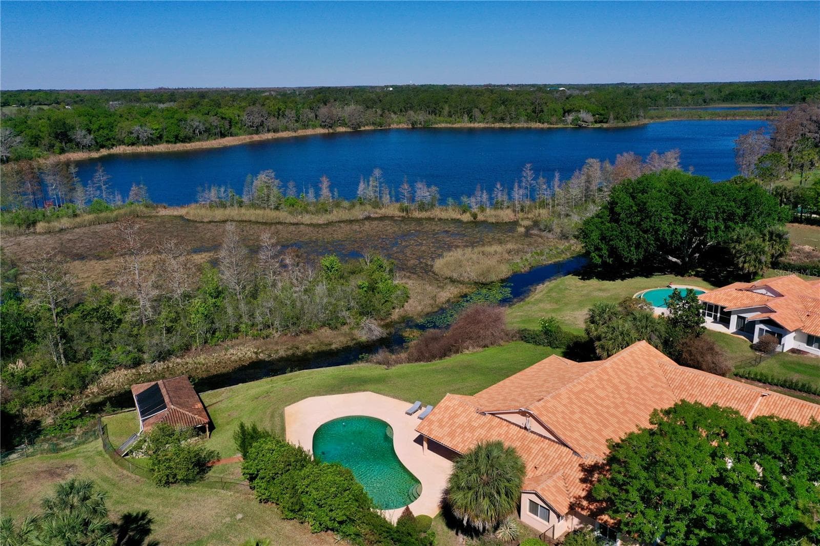 Single Family Residence at 12811 BELLERIVE DR, CLERMONT, photo 2 of 38