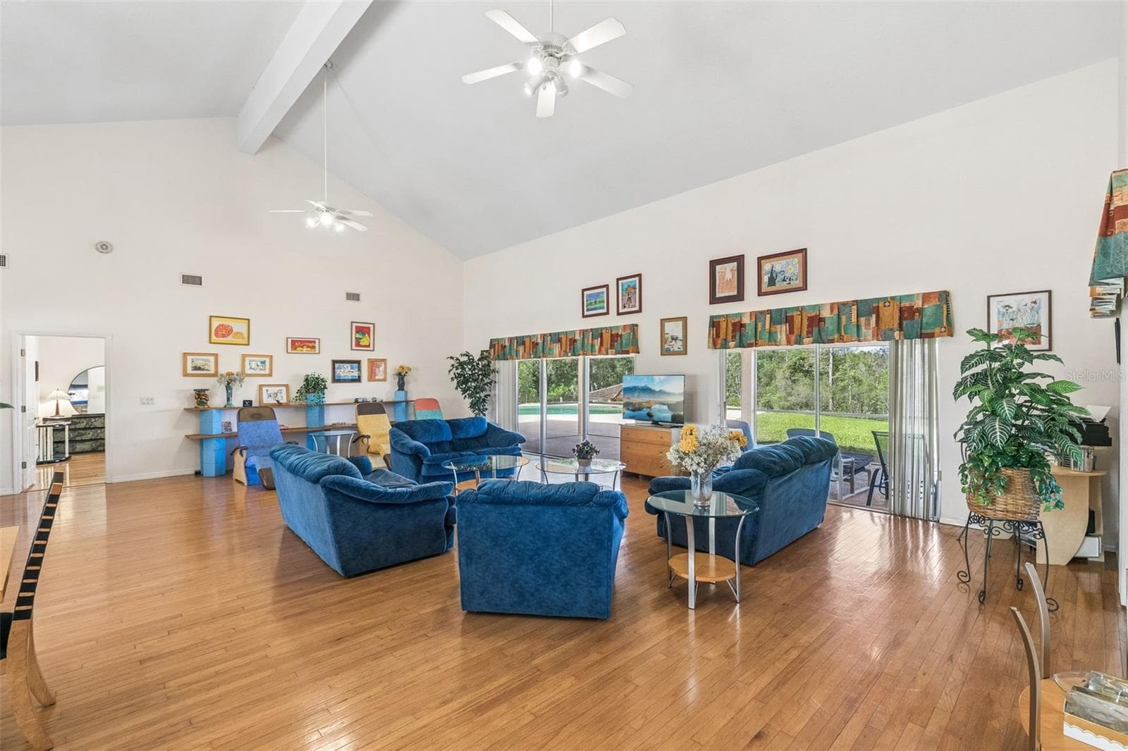 Single Family Residence at 12811 BELLERIVE DR, CLERMONT, photo 5 of 38