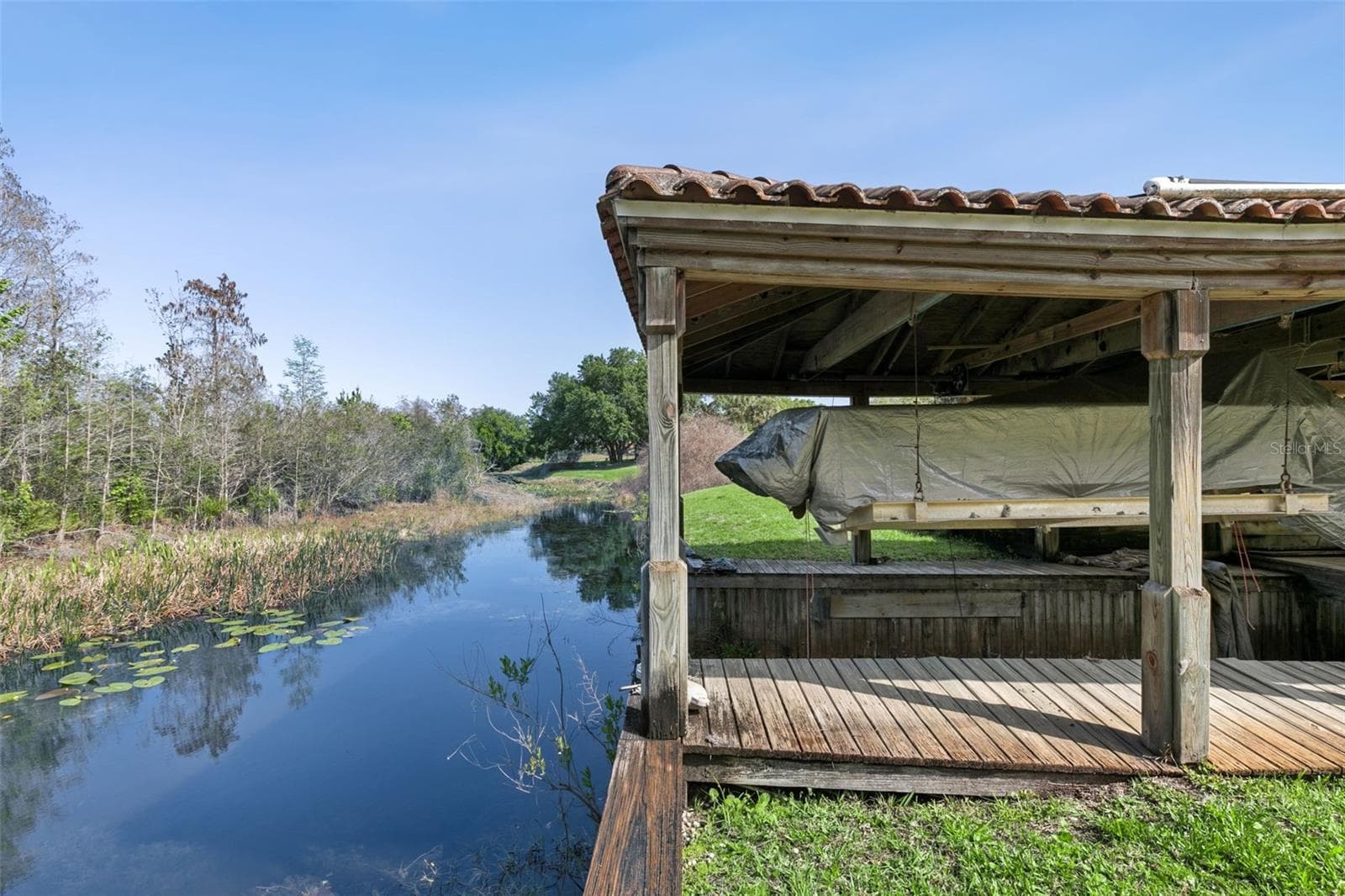 Single Family Residence at 12811 BELLERIVE DR, CLERMONT, photo 31 of 38