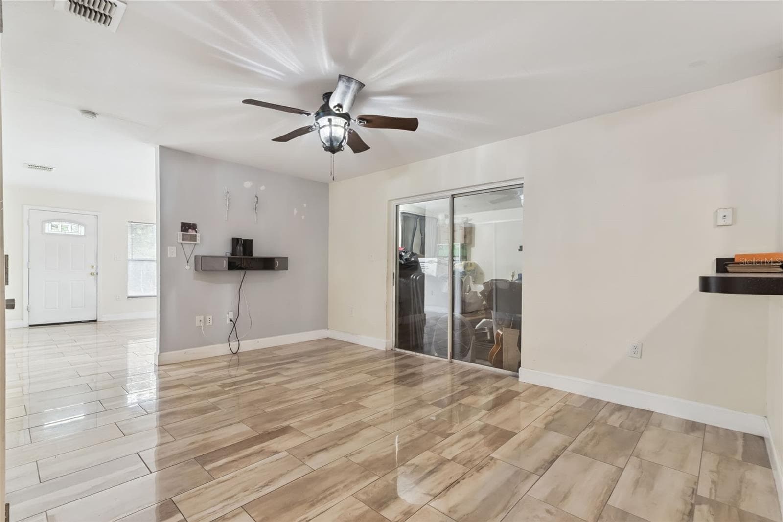 Single Family Residence at 2260 DOLARWAY ST, SANFORD, photo 4 of 20