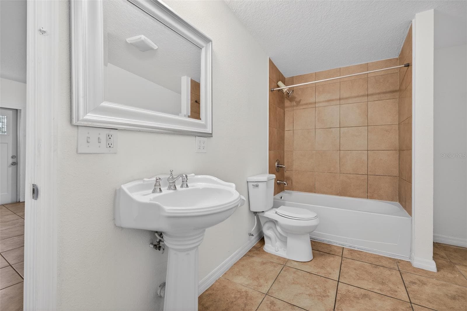 Office at 105 W COLUMBUS DR, TAMPA, photo 14 of 28