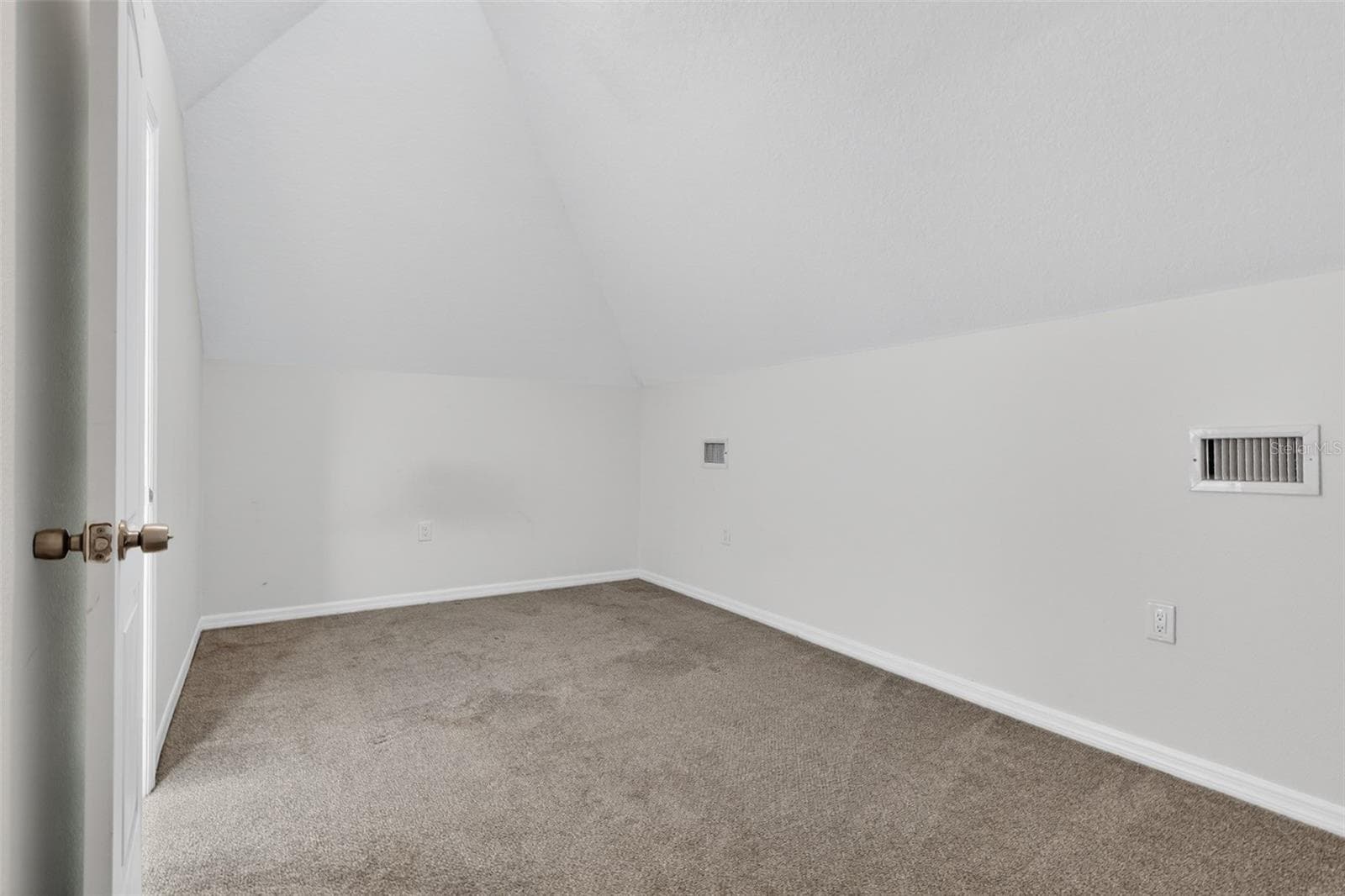 Office at 105 W COLUMBUS DR, TAMPA, photo 25 of 28