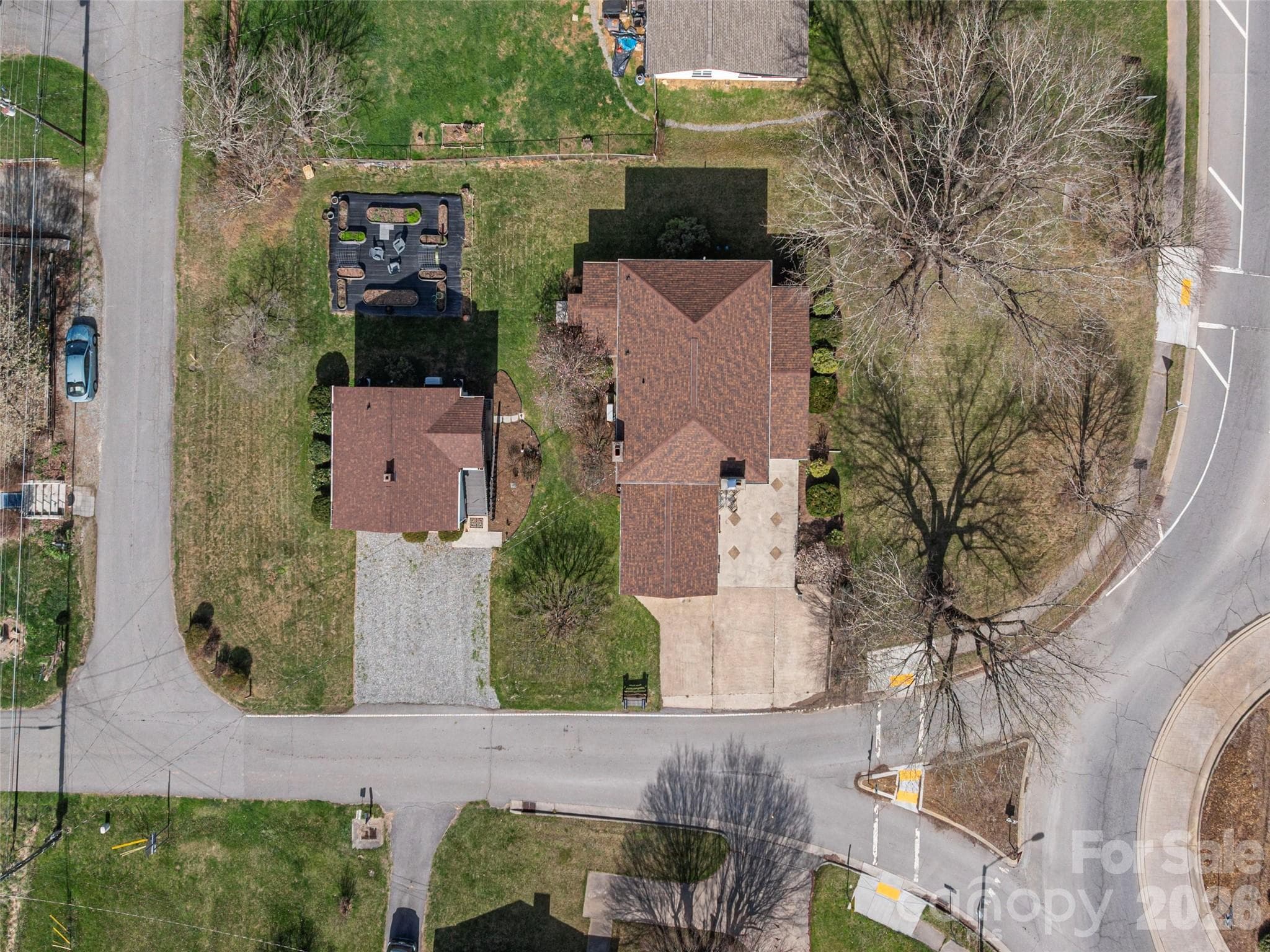 Single Family Residence at Waynesville, photo 2 of 42