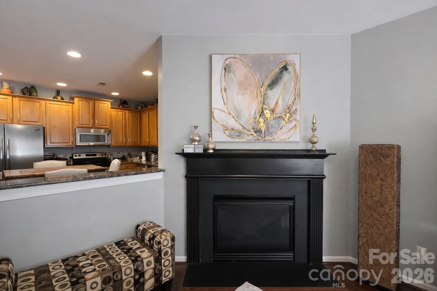 Townhouse at Charlotte, photo 4 of 14