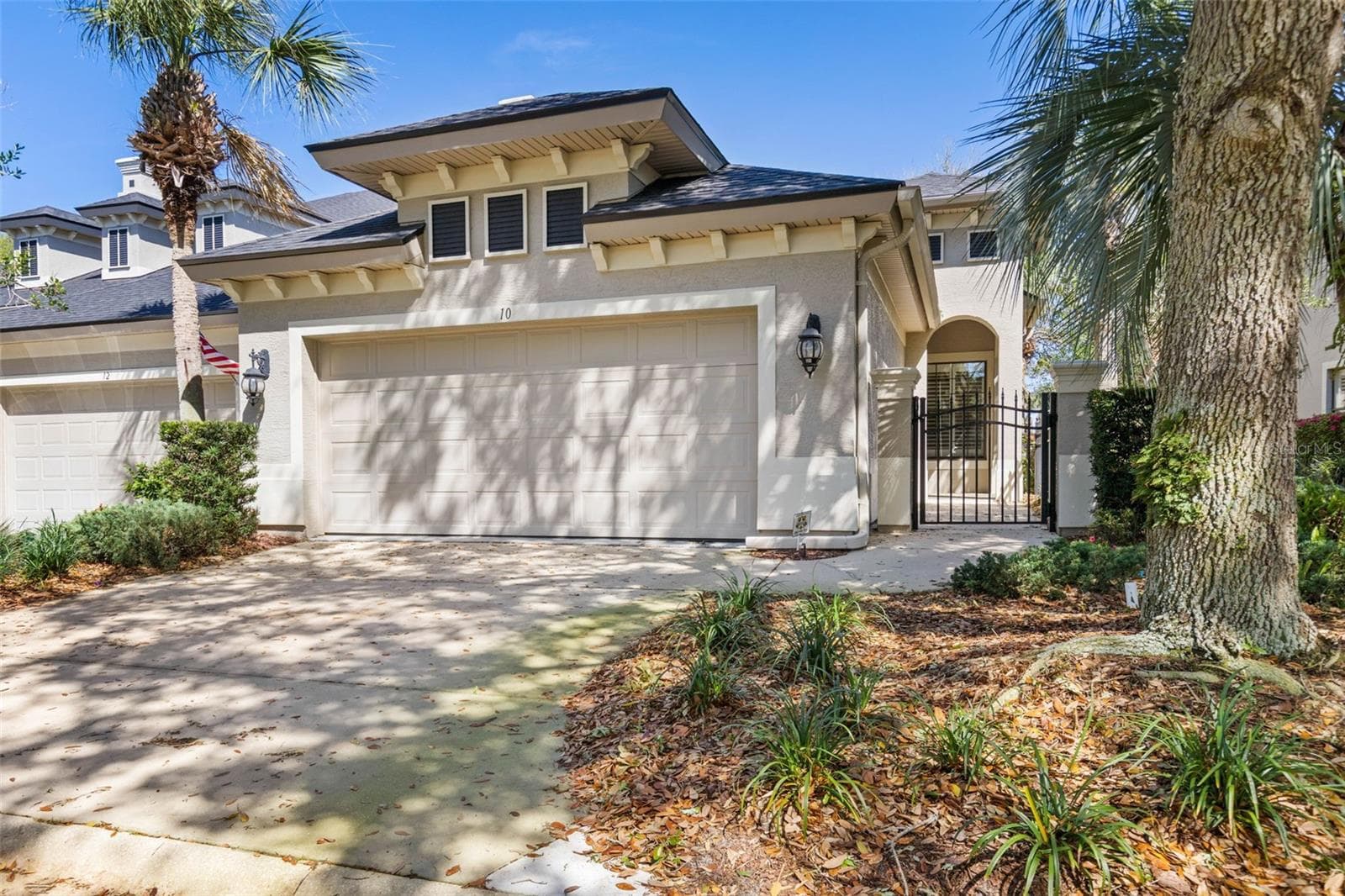 10 RIVER POINT DR