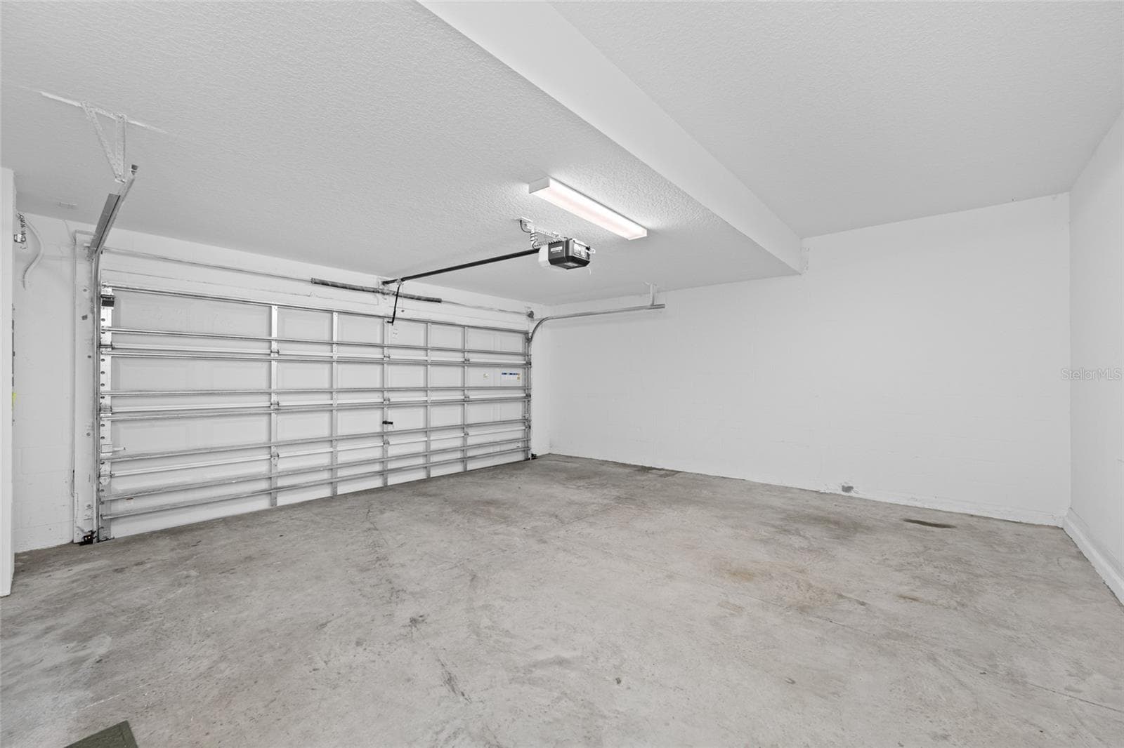Townhouse at 17734 NECTAR FLUME DR, LAND O LAKES, photo 7 of 30