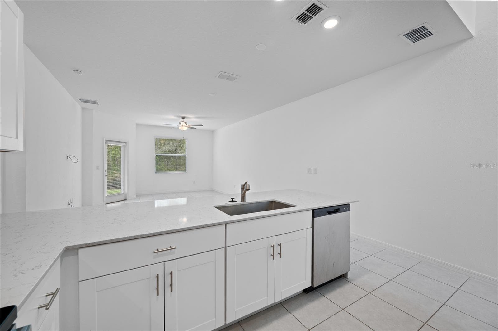 Townhouse at 17734 NECTAR FLUME DR, LAND O LAKES, photo 10 of 30