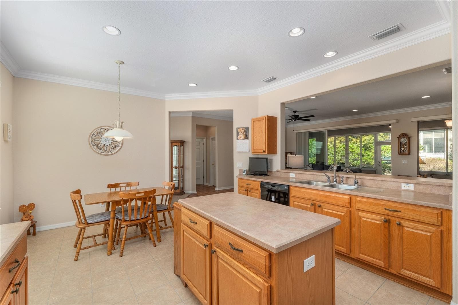 Single Family Residence at 9003 SE 118TH LN, SUMMERFIELD, photo 29 of 71